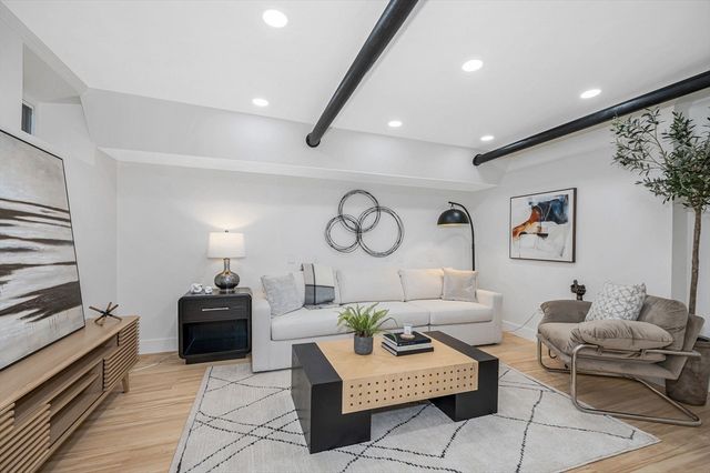 52 Garden St B2, Cambridge, MA 02138