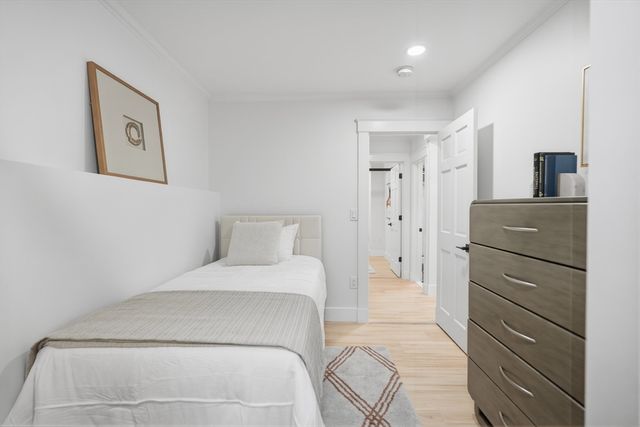 52 Garden St B2, Cambridge, MA 02138