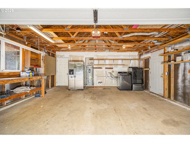 1245 Sw FAIRWAY Dr, Waldport, OR 97394