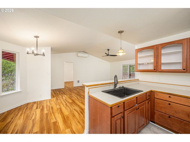 1245 Sw FAIRWAY Dr, Waldport, OR 97394