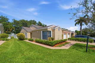 4561 DISCOVERY Lane 13, West Palm Beach, FL 33417