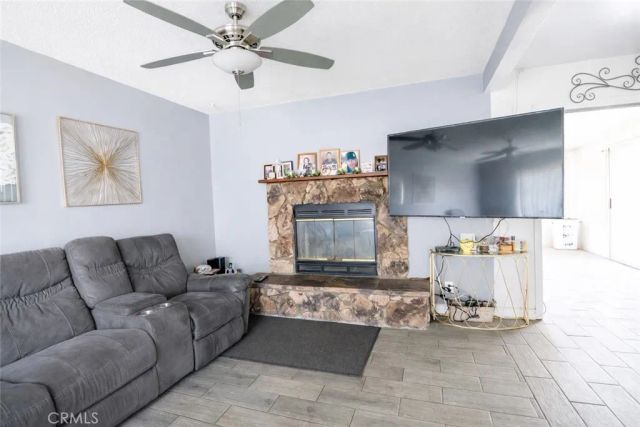 18264 Santa Ana, Bloomington, CA 92316