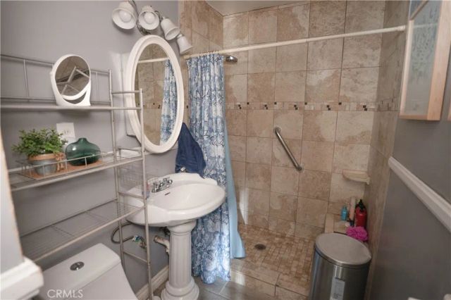 18264 Santa Ana, Bloomington, CA 92316