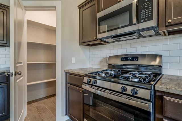 13112 Huntington Drive, Edmond, OK 73025