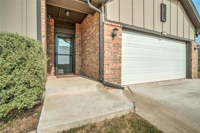 13112 Huntington Drive, Edmond, OK 73025