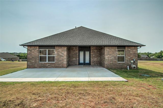 13112 Huntington Drive, Edmond, OK 73025