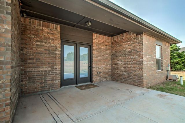 13112 Huntington Drive, Edmond, OK 73025