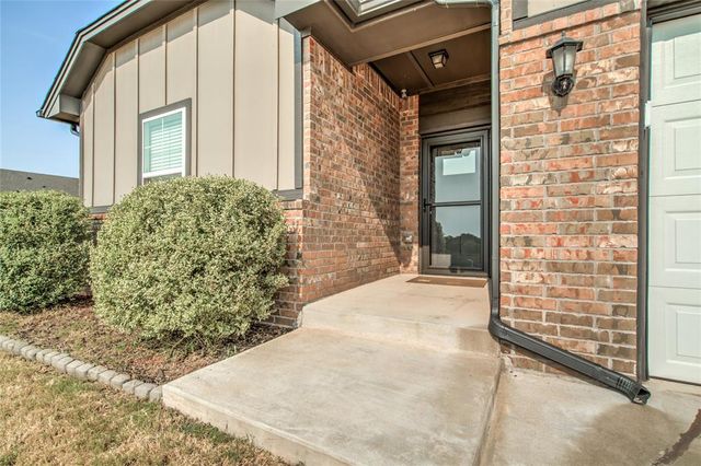 13112 Huntington Drive, Edmond, OK 73025