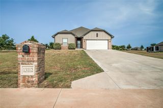 13112 Huntington Drive, Edmond, OK 73025