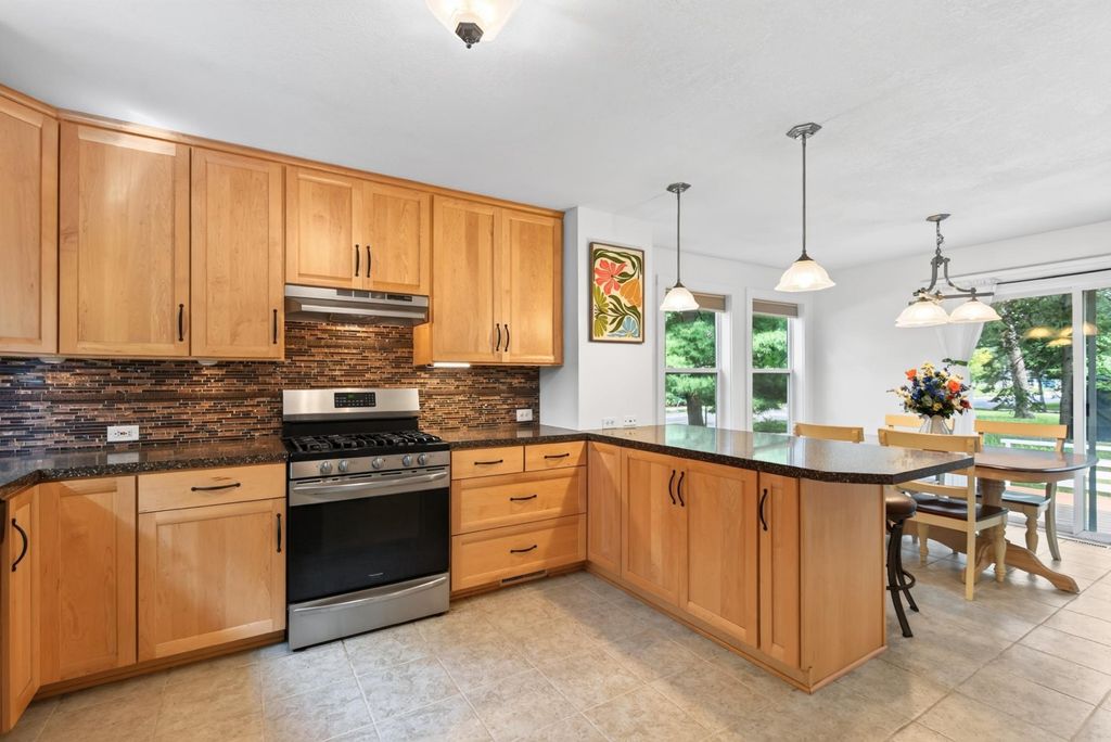 2577 County Road H W, New Brighton, MN 55112 — photo 4