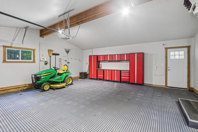 2486 County Highway E, Mount Horeb, WI 53572