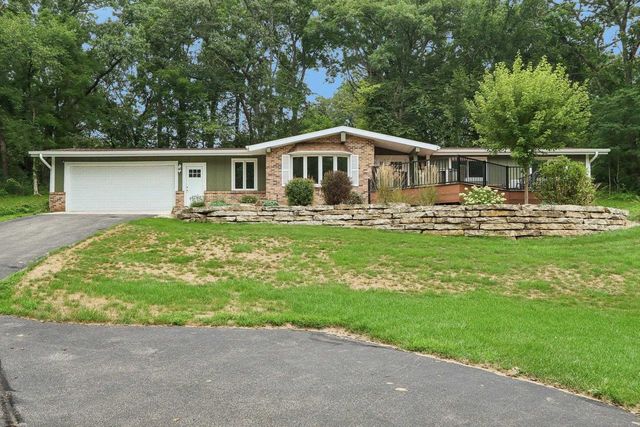 2486 County Highway E, Mount Horeb, WI 53572