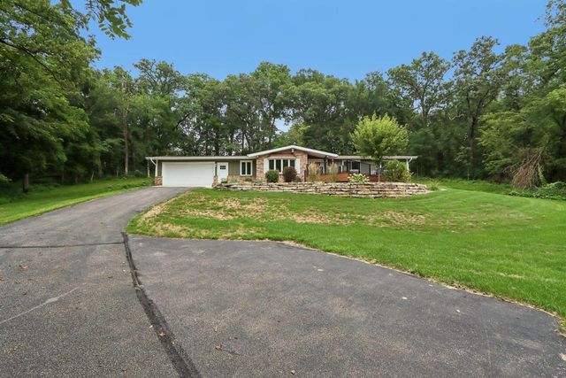 2486 County Highway E, Mount Horeb, WI 53572