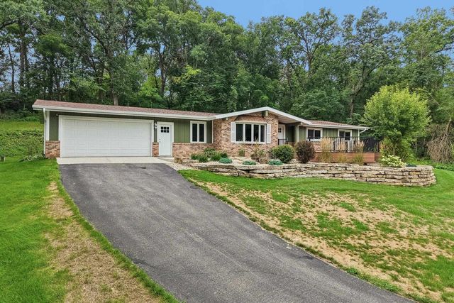 2486 County Highway E, Mount Horeb, WI 53572