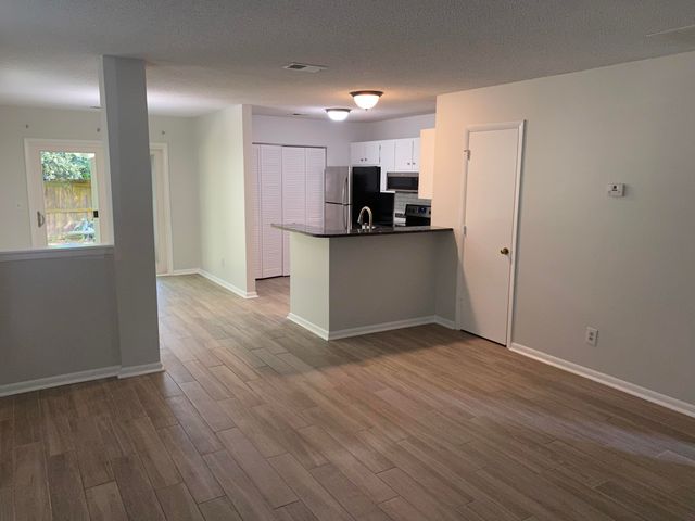 1224 Meadow Park Lane A, Mount Pleasant, SC 29464