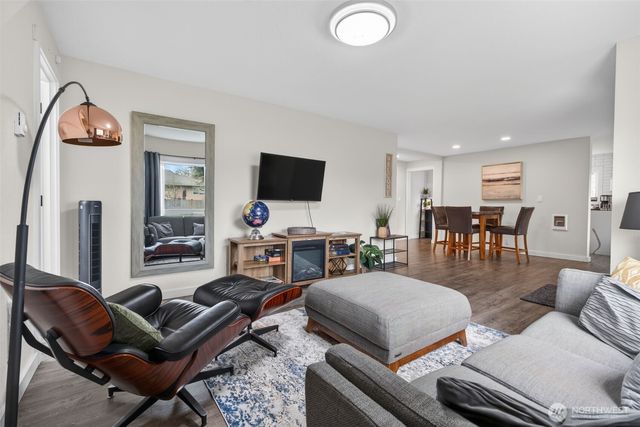 201 Tilley Avenue, Centralia, WA 98531