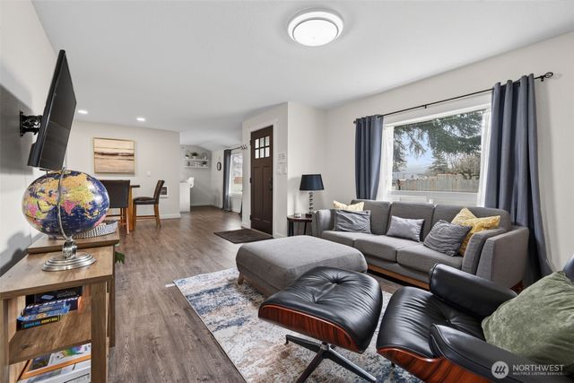 201 Tilley Avenue, Centralia, WA 98531