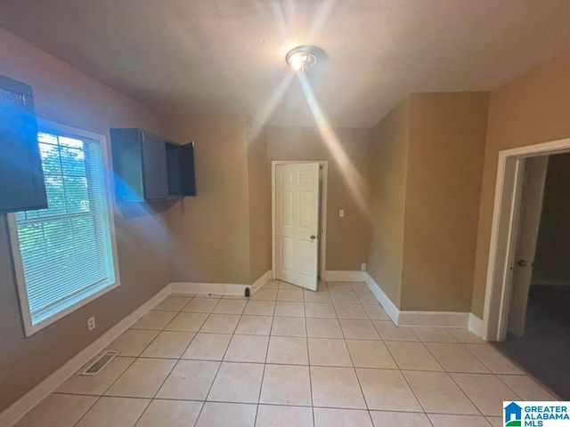 540 1ST AVENUE, Graysville, AL 35073
