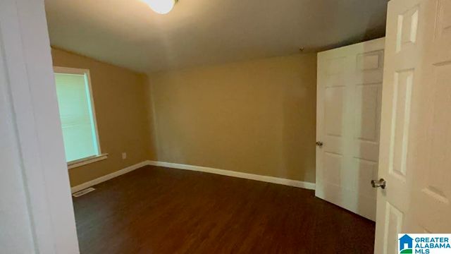 540 1ST AVENUE, Graysville, AL 35073