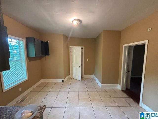 540 1ST AVENUE, Graysville, AL 35073