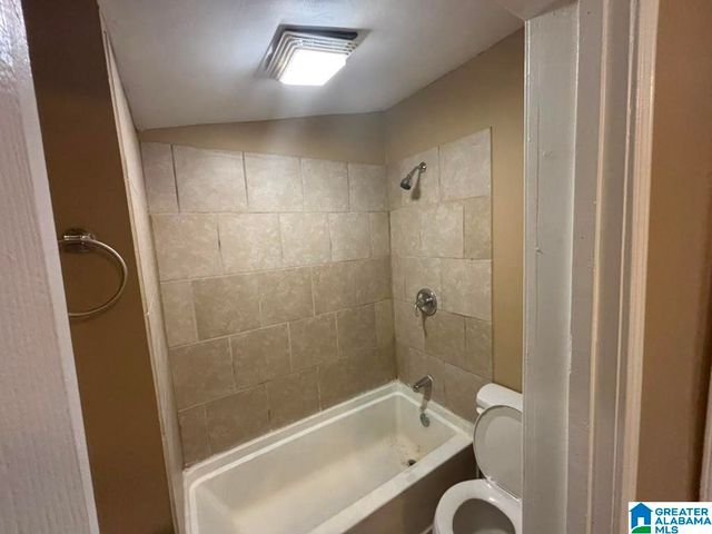 540 1ST AVENUE, Graysville, AL 35073