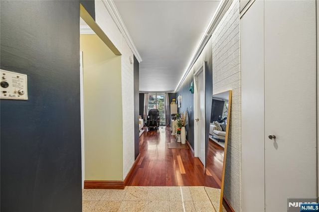 1055 River Road 302, Edgewater, NJ 07020