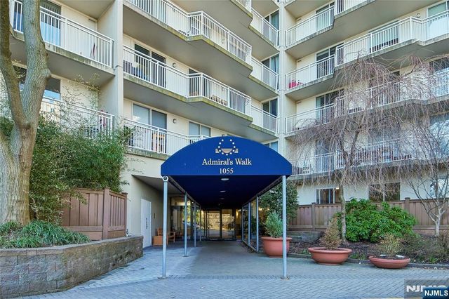1055 River Road 302, Edgewater, NJ 07020