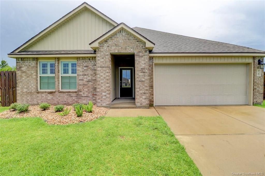 3745 Barn Owl Drive, Lake Charles, LA 70615