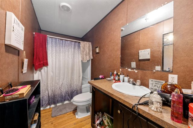 5421 N Redell Road, Baytown, TX 77521