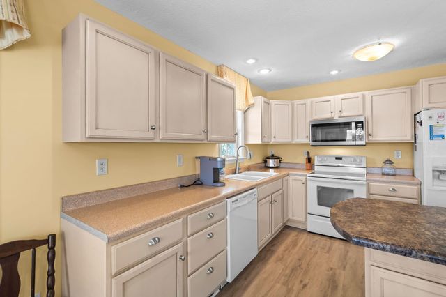 6001 - 5408 S Kings Hwy., Myrtle Beach, SC 29575