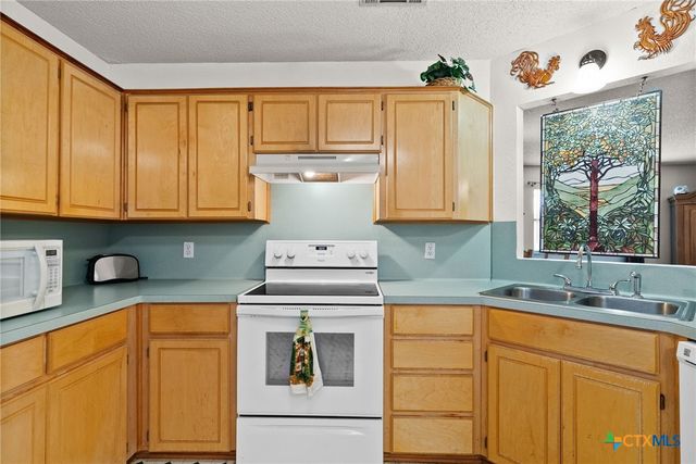 4411 Secretariat Drive, Killeen, TX 76549