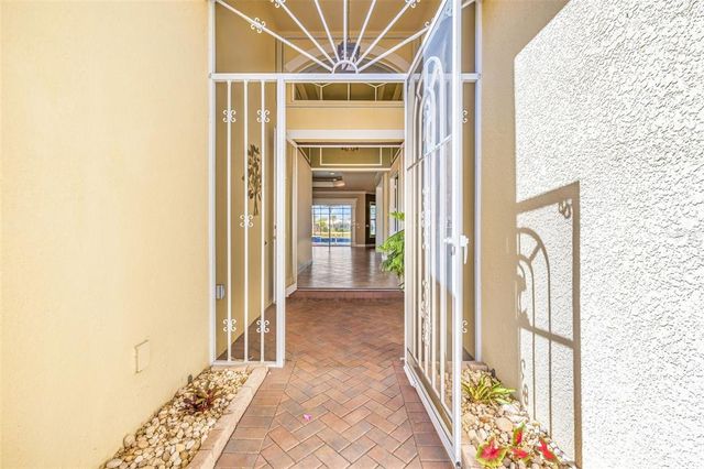 5073 STONE HARBOR CIRCLE, Wimauma, FL 33598
