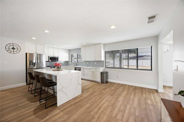 6775 DENNISON AVENUE, North Port, FL 34287