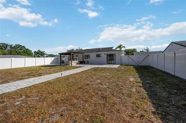 6775 DENNISON AVENUE, North Port, FL 34287