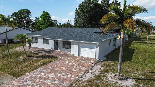 6775 DENNISON AVENUE, North Port, FL 34287
