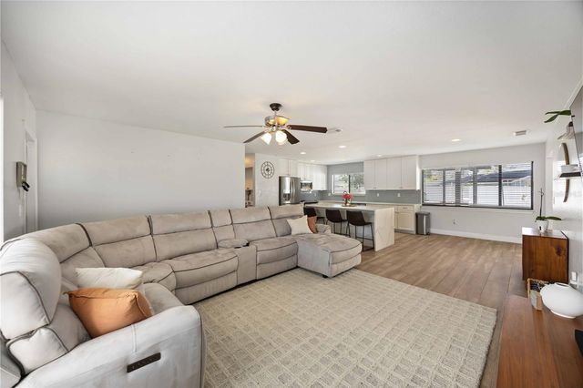 6775 DENNISON AVENUE, North Port, FL 34287