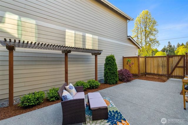 3215 64th Lane SW, Tumwater, WA 98512