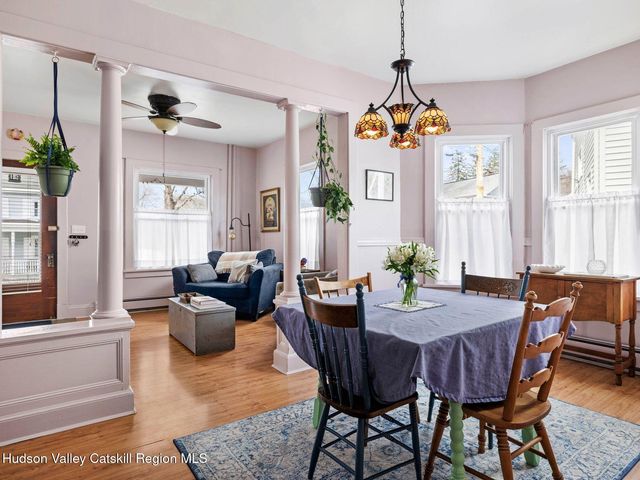 29 Elizabeth Street, Saugerties, NY 12477