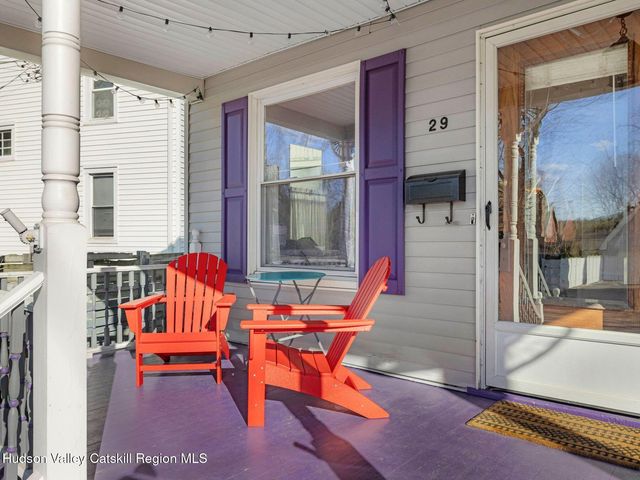 29 Elizabeth Street, Saugerties, NY 12477