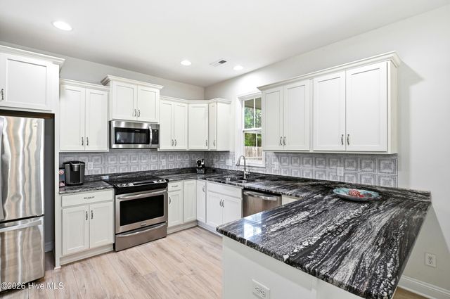 339 Lehigh Road, Wilmington, NC 28412