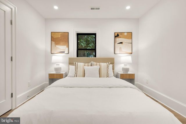 7928 16TH ST NW, Washington, DC 20012
