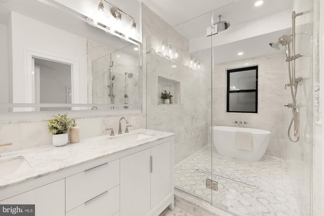 7928 16TH ST NW, Washington, DC 20012