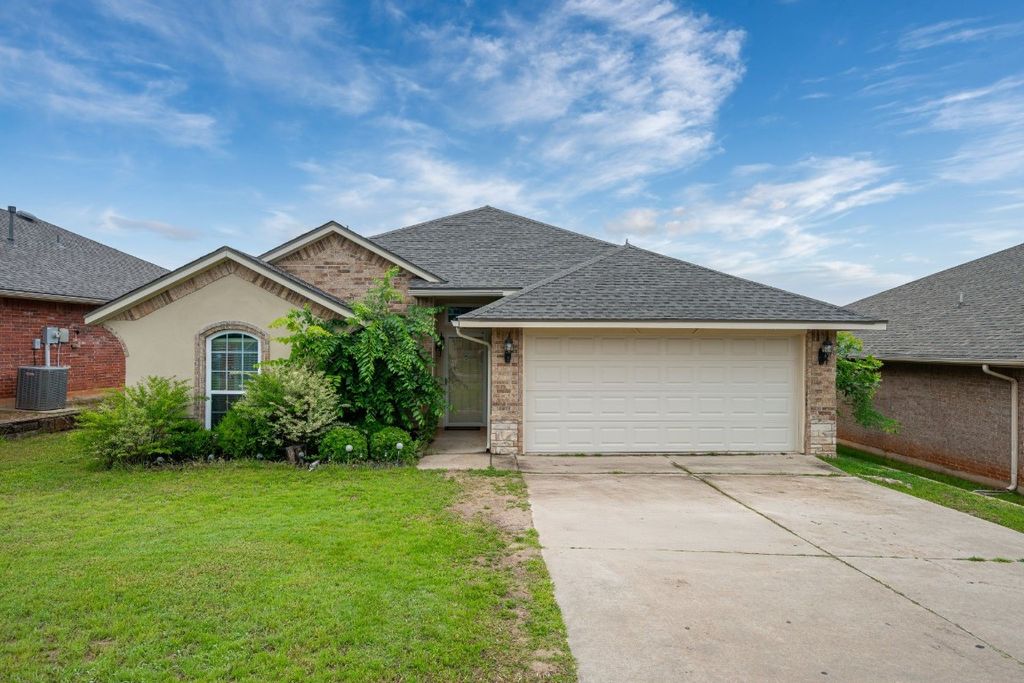 2365 Turtlewood River Road, Midwest City, OK 73130