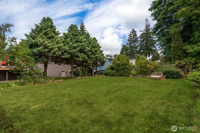 8304 224th Place SW, Edmonds, WA 98026