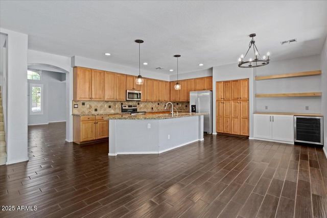 857 E CARLA VISTA Drive, Gilbert, AZ 85295