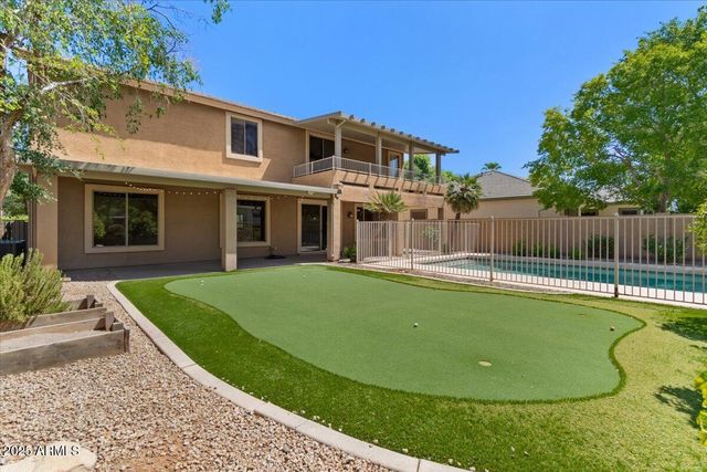 857 E CARLA VISTA Drive, Gilbert, AZ 85295