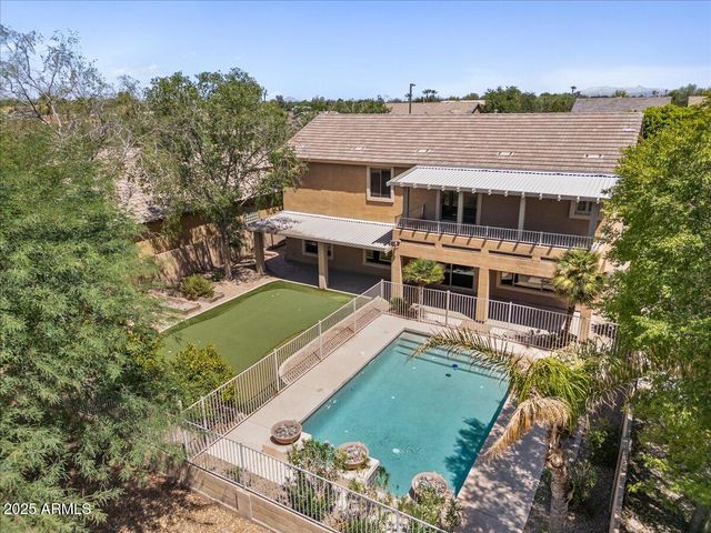 857 E CARLA VISTA Drive, Gilbert, AZ 85295