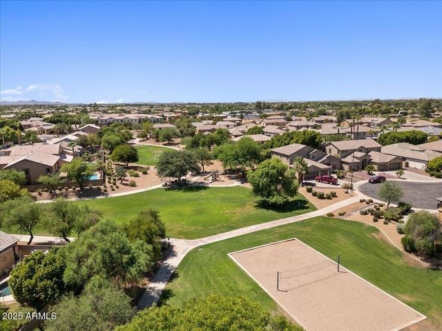 857 E CARLA VISTA Drive, Gilbert, AZ 85295