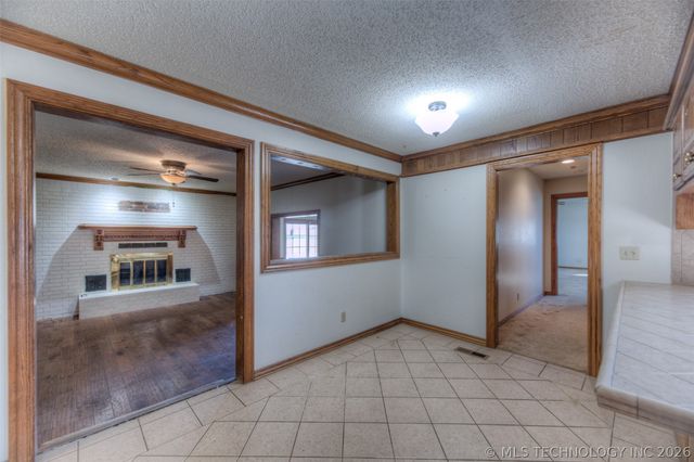 11002 E 440 Road, Claremore, OK 74017