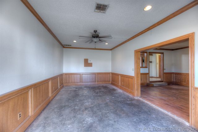 11002 E 440 Road, Claremore, OK 74017